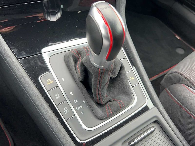 Volkswagen Golf GTi 2.0 TCR, Automatik, Navi, LED,