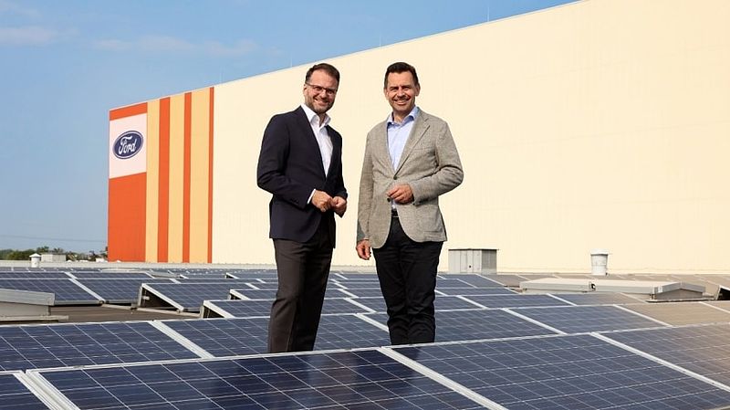  Ford und RheinEnergie schließen Partnerschaft für lokale, nachhaltige Energie - Verdreifachung der Solaranlage unterstützt Fords "Road to Better"-Strategie